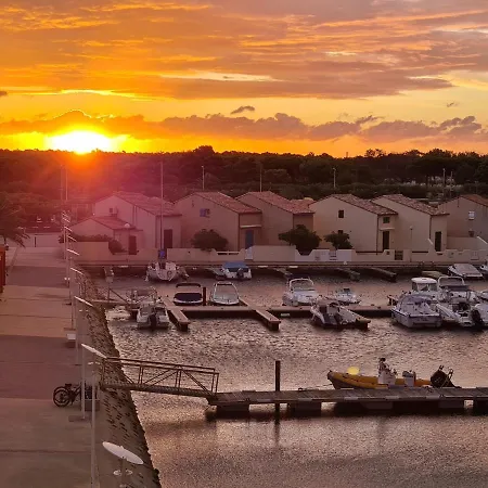Vue Marina-pyrennees-lac Marin Le Barcares